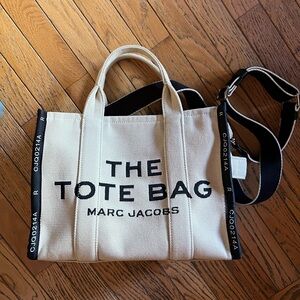 Marc Jacobs khaki ‘The Tote Bag’ barely used.